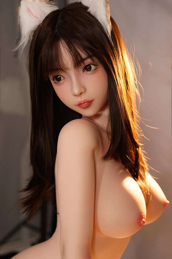 Real size cute asian sex doll